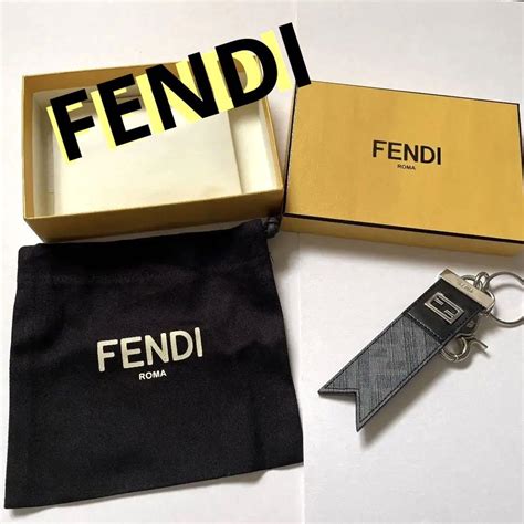 FENDI(フェンディ)のメンズ キーケース・キーリング 人気アイ .